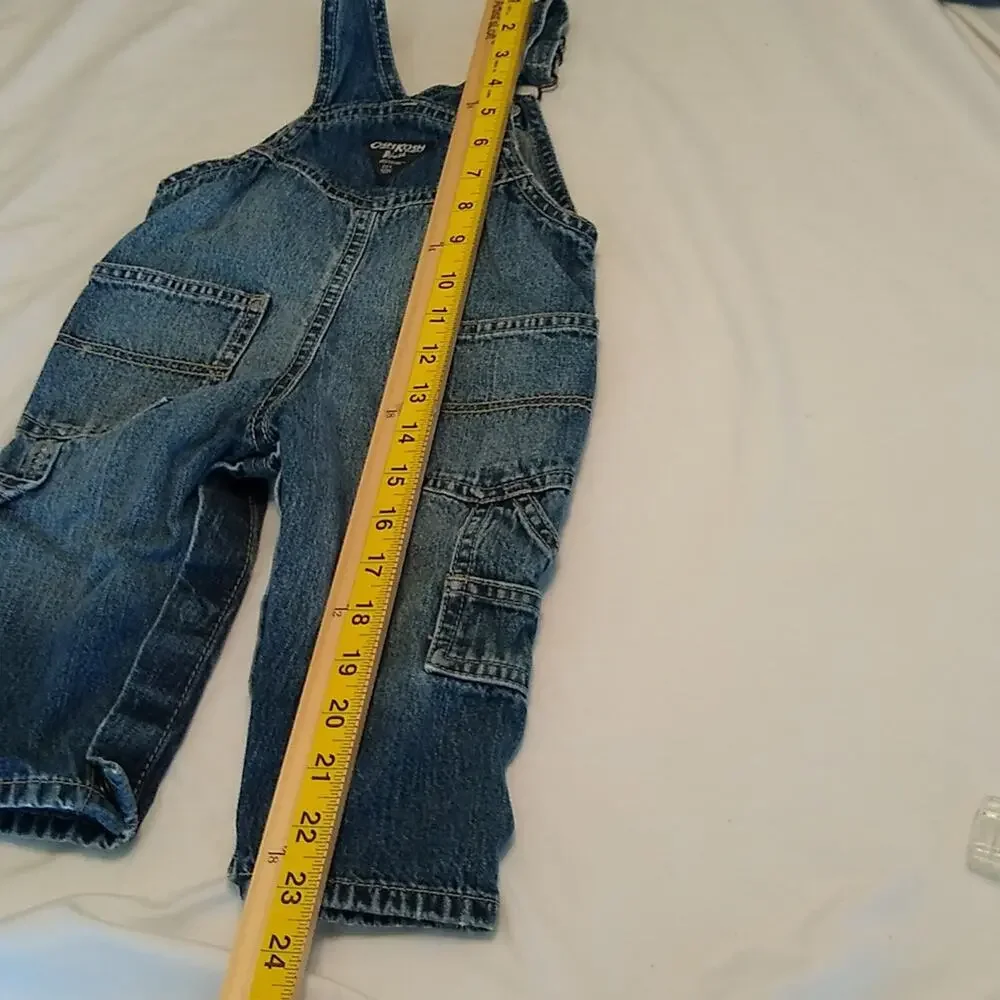 Oshkosh girls Size 9 months denim overalls.